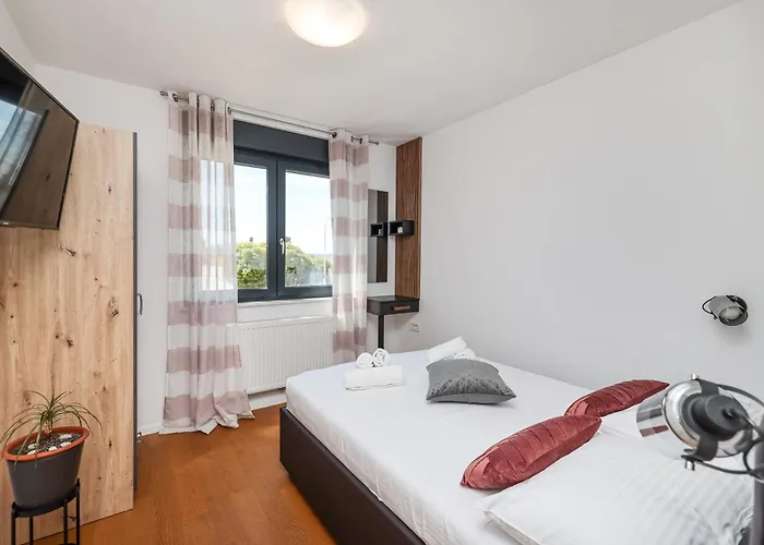 Luma Luxury With Jacuzzi Apartamento *