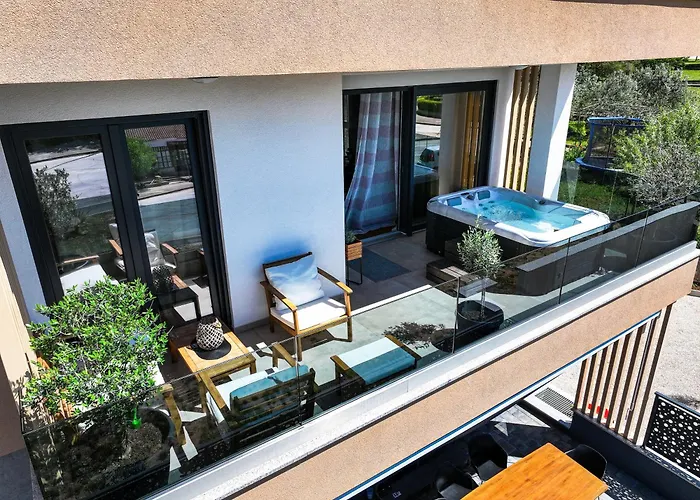 Luma Luxury With Jacuzzi Zadar