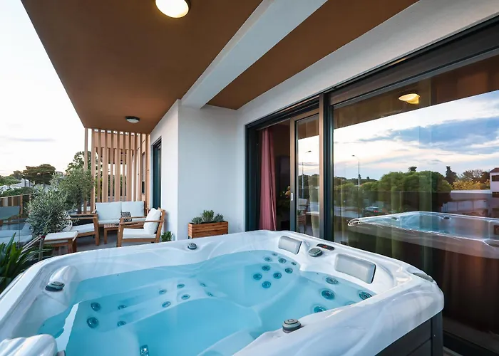 Apartment Luma Luxury With Jacuzzi Zadar