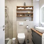Luma Luxury With Jacuzzi 아파트 *