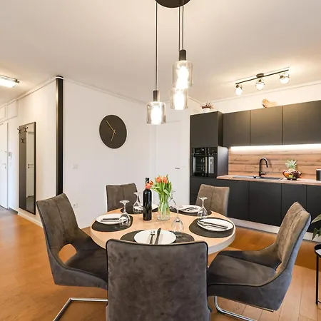 Luma Luxury With Jacuzzi Apartment Zadar