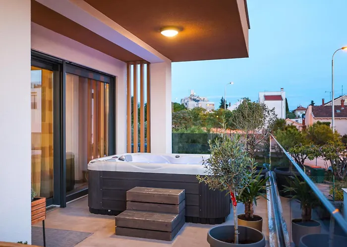 Luma Luxury With Jacuzzi