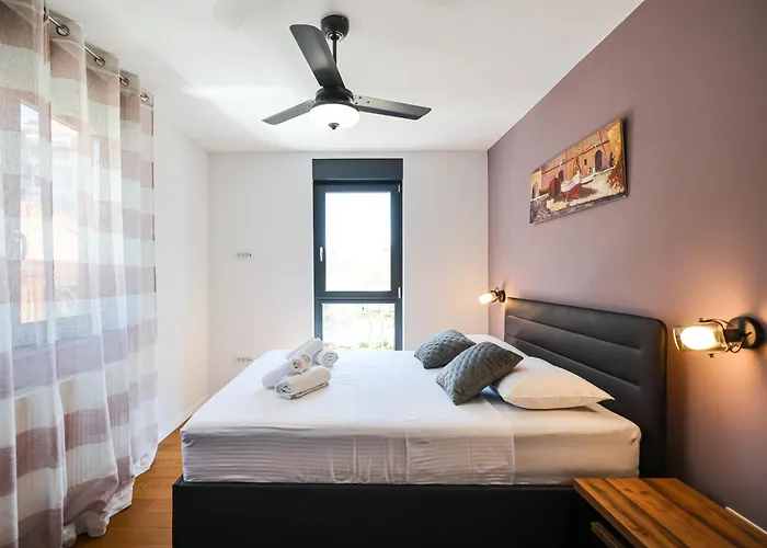 Luma Luxury With Jacuzzi Apartman